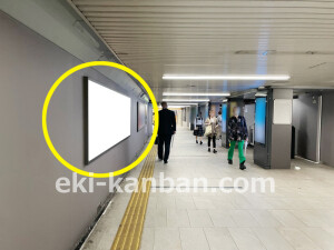 京阪　北浜駅／№3-180№180駅看板・駅広告、写真1