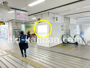 京阪　寝屋川市駅／№8-140№140駅看板・駅広告、写真1
