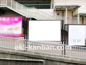 京阪　香里園駅／№4-320№320駅看板・駅広告、写真2