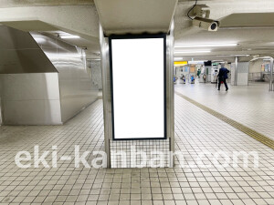 京阪　守口市駅／№4-300№300駅看板・駅広告、写真2