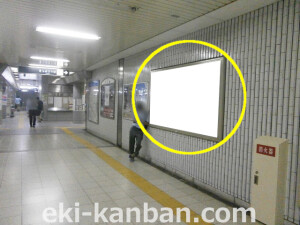 Osaka／Metro（大阪メトロ）　谷町四丁目駅／谷町線№2-216№216、写真2