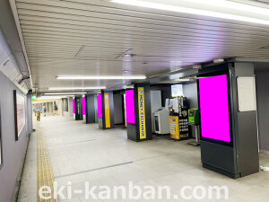 京阪　北浜駅／北浜インパクトデジタルデジタルサイネージ、写真1