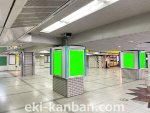 京阪　京橋駅／集中貼駅看板・駅広告、写真2