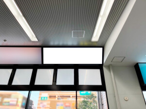 泉北高速／和泉中央駅／／№7駅看板・駅広告、写真2