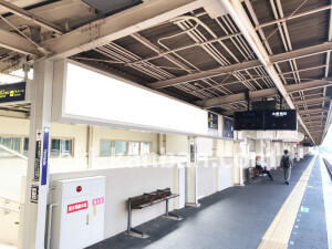 阪急　山田駅／№210AB№AB駅看板・駅広告、写真2