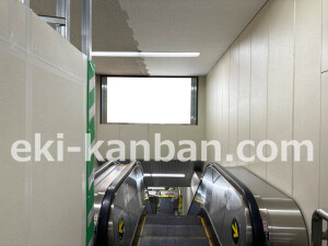 阪急　南茨木駅／／№601駅看板・駅広告、写真2